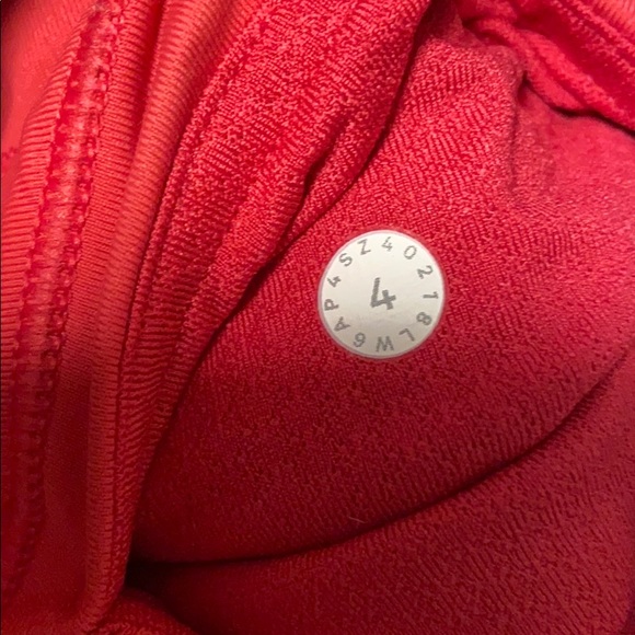 - Lululemon Sun Runner Crops - Picture 7 of 7